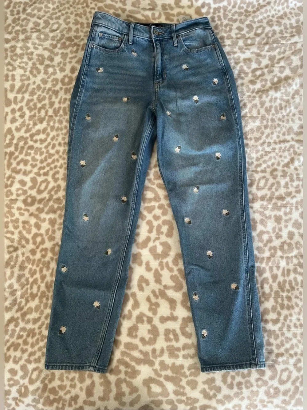 Hollister Ultra High Rise Mom Jeans with Floral Embroidery, Size 5 - Picture 1 of 6